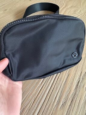 lululemon athletica Black Waist Sling Pack